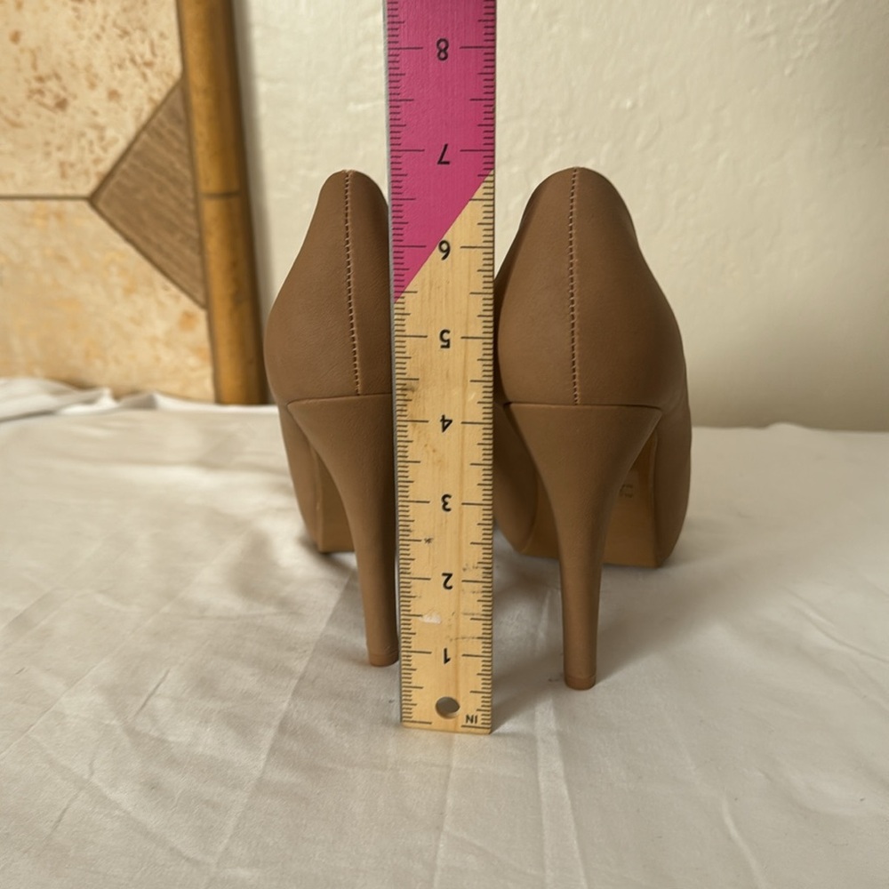 TOP Moda Size 9 heels - Picture 5 of 7